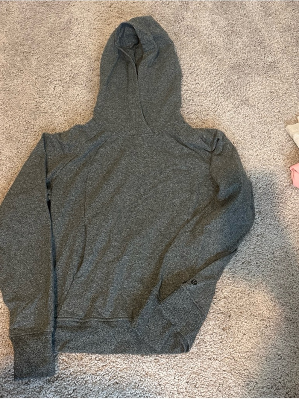 Lululemon Scuba Pullover
Heathered Core Dark Grey